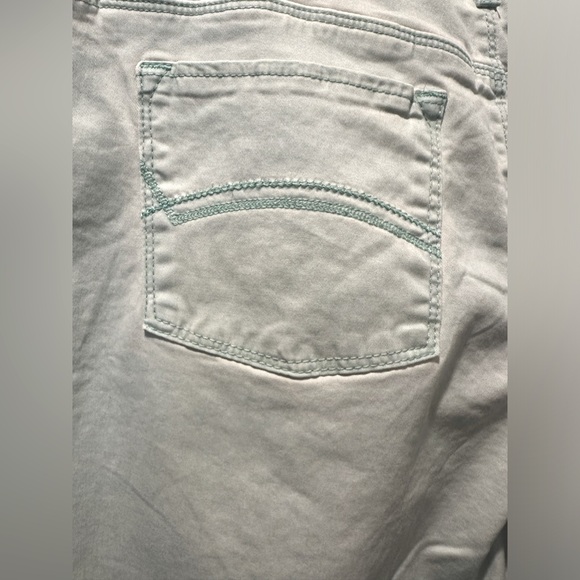 Soft Surroundings Straight Leg Ankle Jeans in Cool Mint Embroidered Pocket - Picture 5 of 8